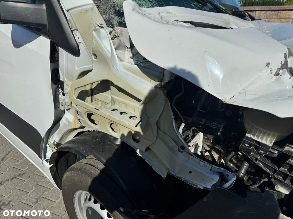 Mercedes-Benz Sprinter - 7