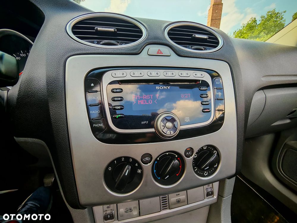 Ford Focus 2.0 Sport - 22