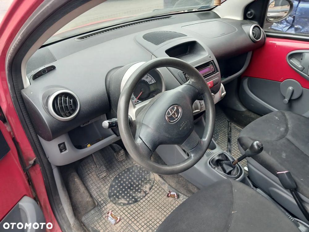 TOYOTA AYGO 1.0 VTI LAK FC10 CAŁA NA CZĘŚCI CZESCI - 4