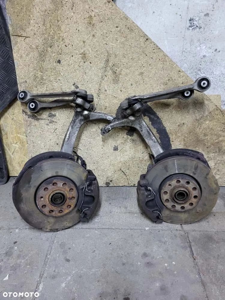 Zwrotnice audi a4 b6 b7 komplet - 1