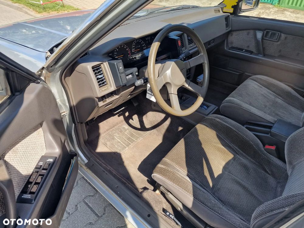 Nissan Bluebird - 7