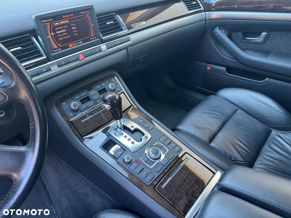 Audi A8 3.2 FSI Quattro - 12