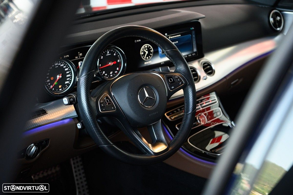 Mercedes-Benz E 220 d 4-Matic All Terrain Avantgarde - 27