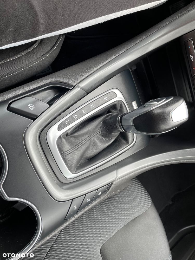 Ford Mondeo 2.0 Hybrid Titanium - 13
