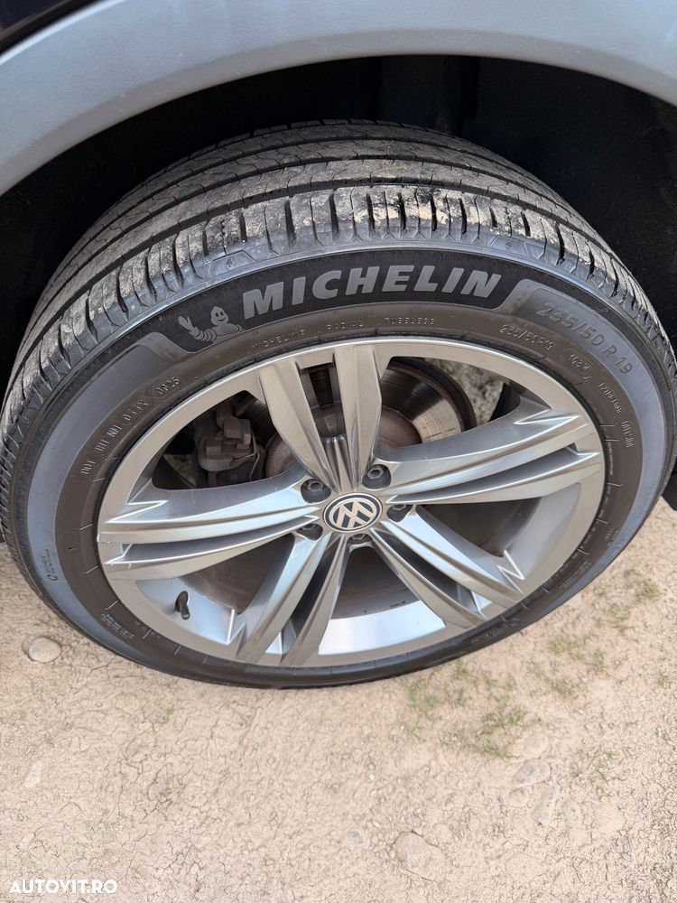 Volkswagen Tiguan 2.0 TDI SCR DSG R-Line - 22