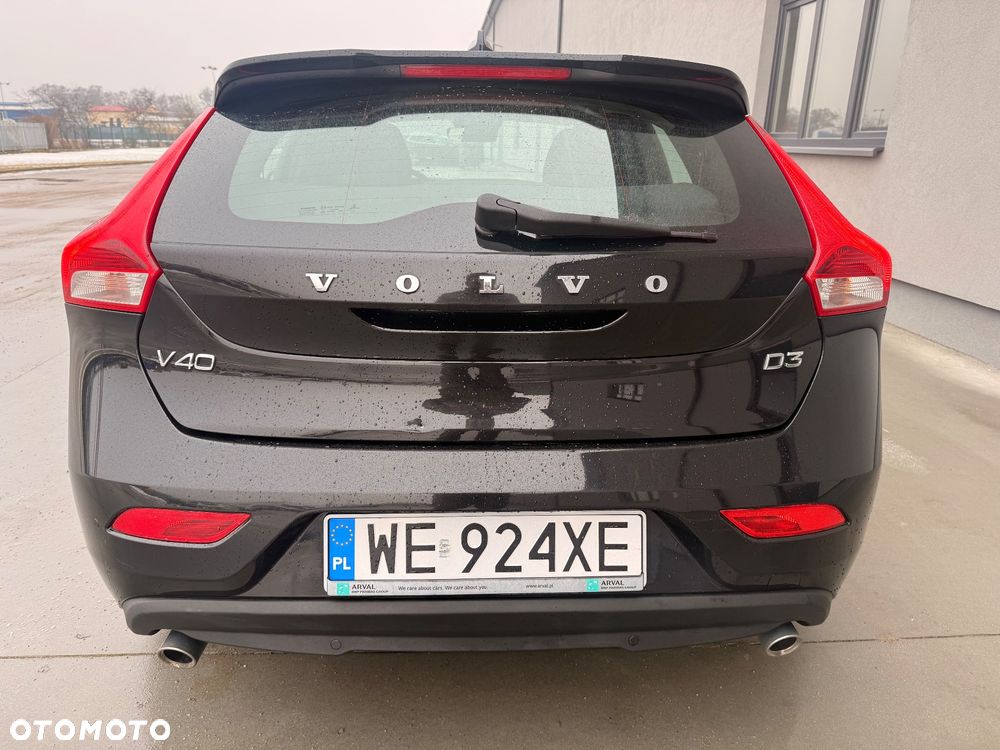 Volvo V40 D3 Drive-E Momentum - 6