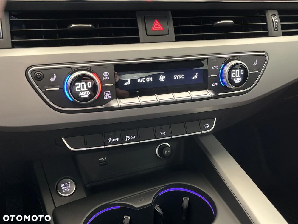 Audi A4 Limousine - 19