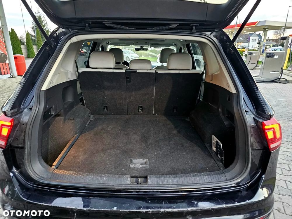 Volkswagen Tiguan Allspace 2.0 TSI 4Mot Comfortline DSG - 33