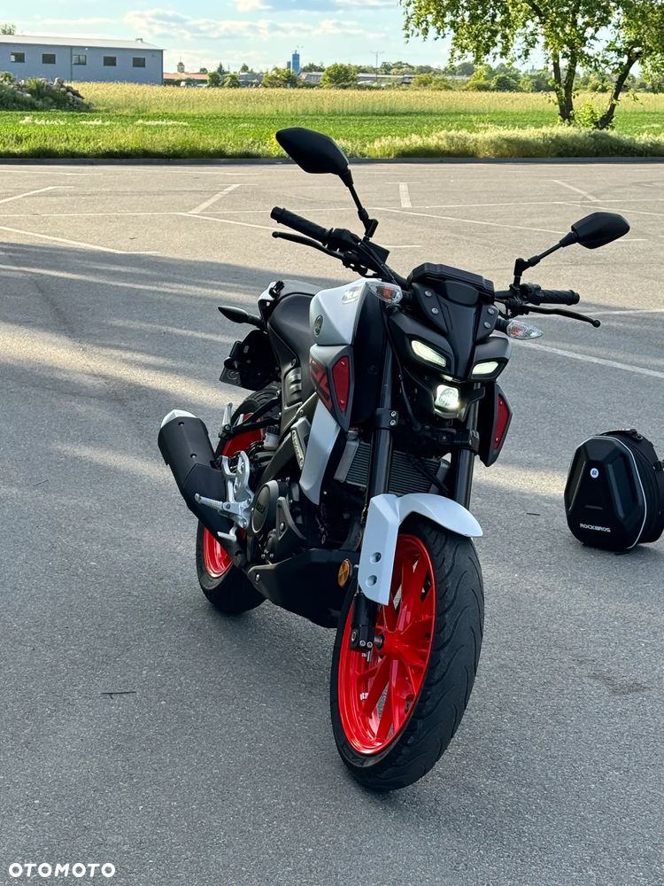 Yamaha MT - 21