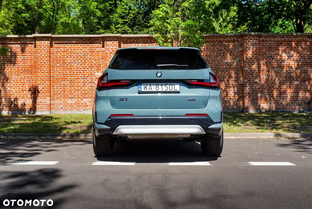 BMW X1 - 13