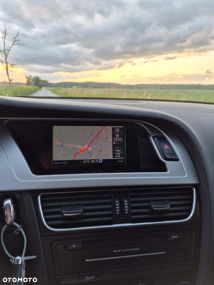 Audi A4 Avant - 25