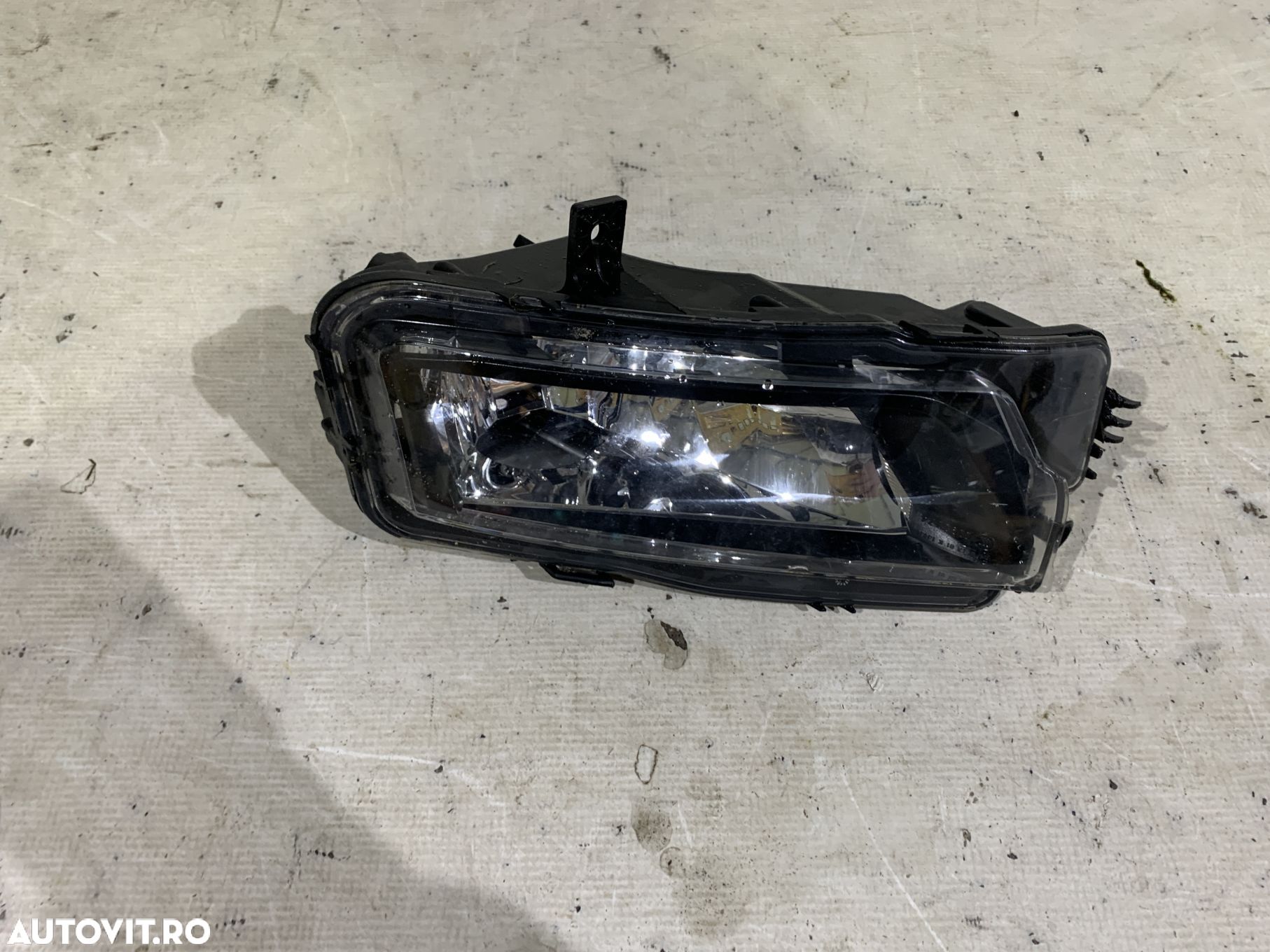 Proiector stanga VW Caddy, 2015, 2016, 2017, 2018, 2019, cod origine OE 2K5941661B. - 1