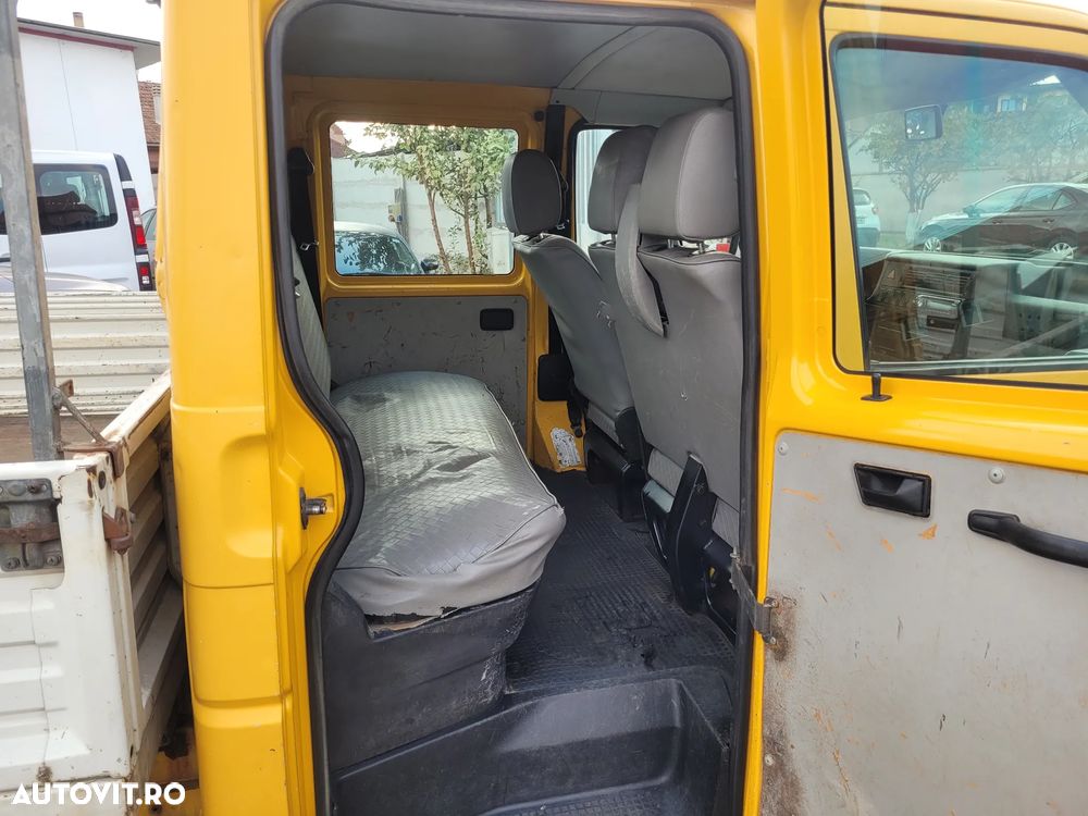 Volkswagen Transporter - 9