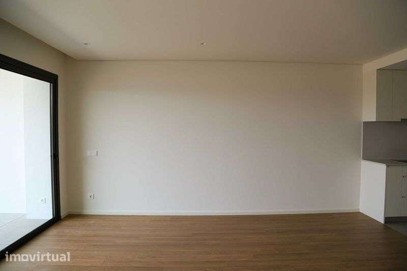 Apartamento T2 - Arrendamento - Grande imagem: 5/8