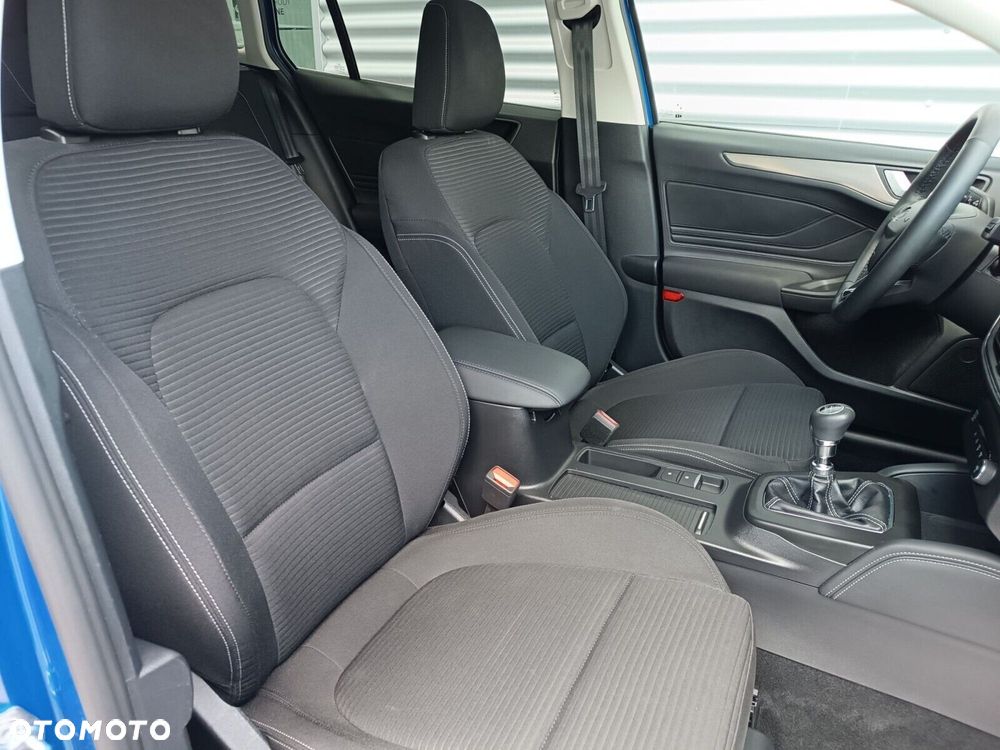 Ford Focus 1.0 EcoBoost mHEV Titanium X - 13