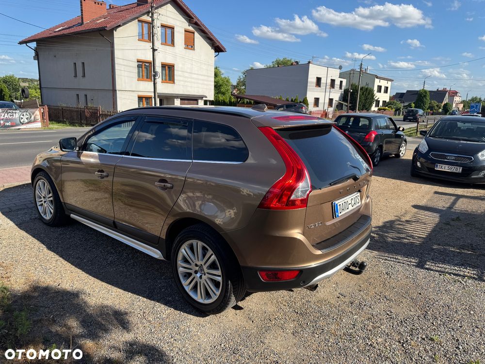 Volvo XC 60 D5 AWD Momentum - 10