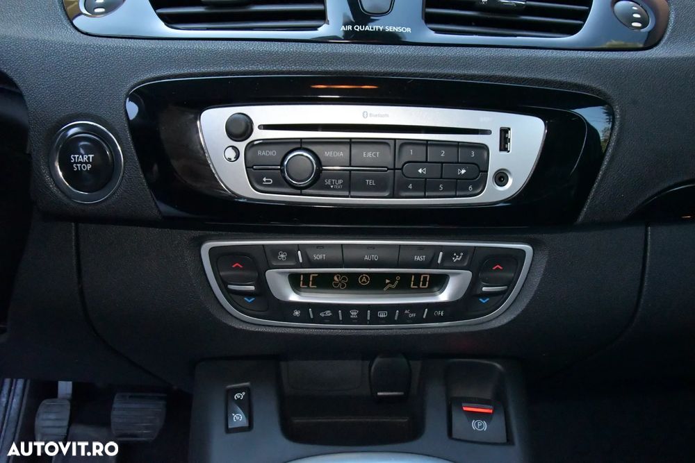 Renault Grand Scenic ENERGY dCi 130 Start & Stop Euro 6 Bose Edition - 36