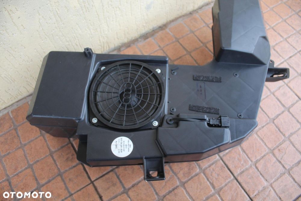 SUBWOOFER TUBA AUDI A4 B6 KOMBI 8E9035382 - 2
