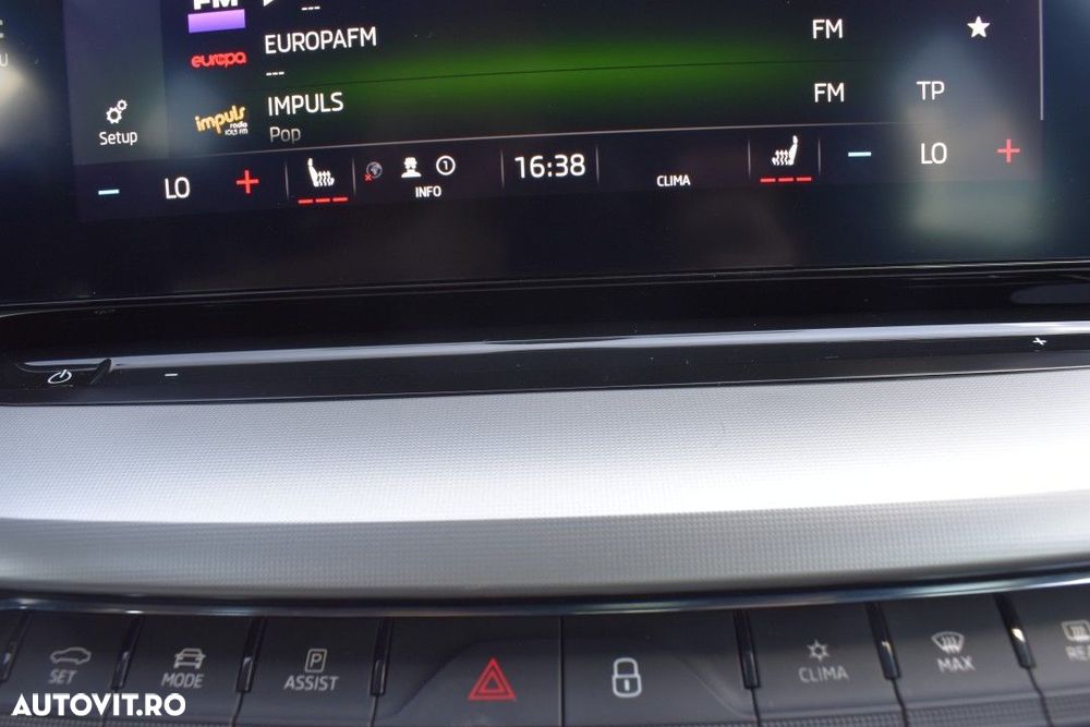 Skoda Octavia 2.0 TDI DSG Style - 37