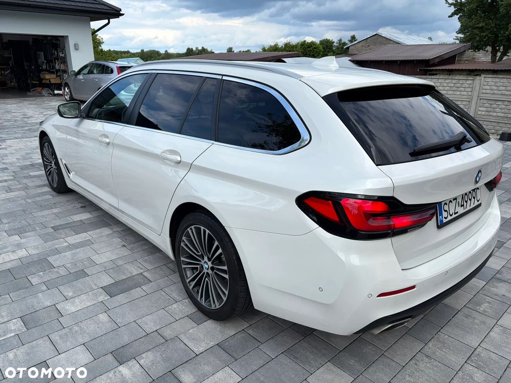 BMW Seria 5 520d Luxury Line - 6