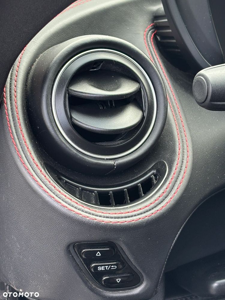 Alfa Romeo 4C 1750 TBi TCT - 29