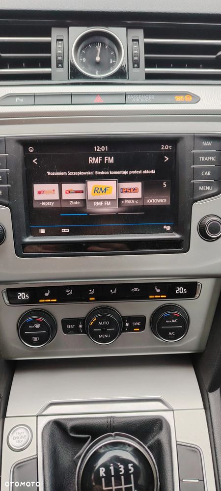 Volkswagen Passat 1.8 TSI BMT Comfortline - 11