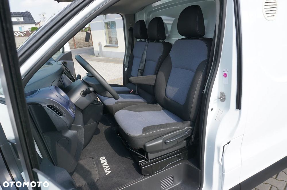 Opel Vivaro - 21