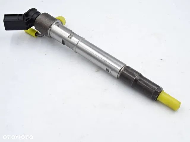 REGENEROWANY WTRYSKIWACZ 33800-2U000  KIA HYUNDAI 1.6 CRDI - 1