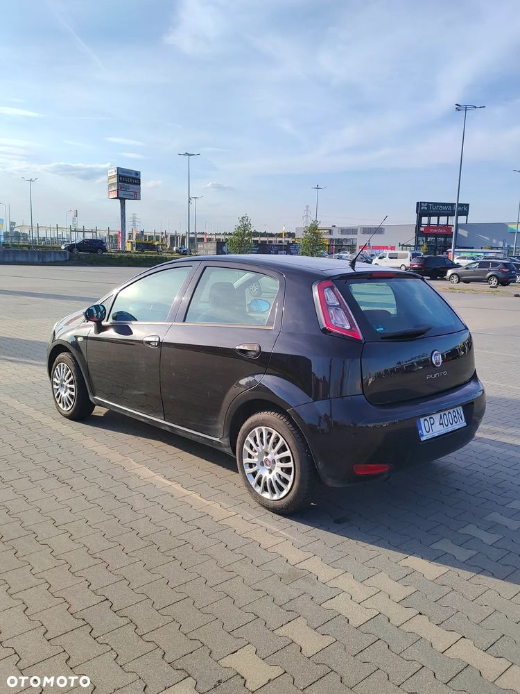 Fiat Punto 1.4 Easy S&S - 4