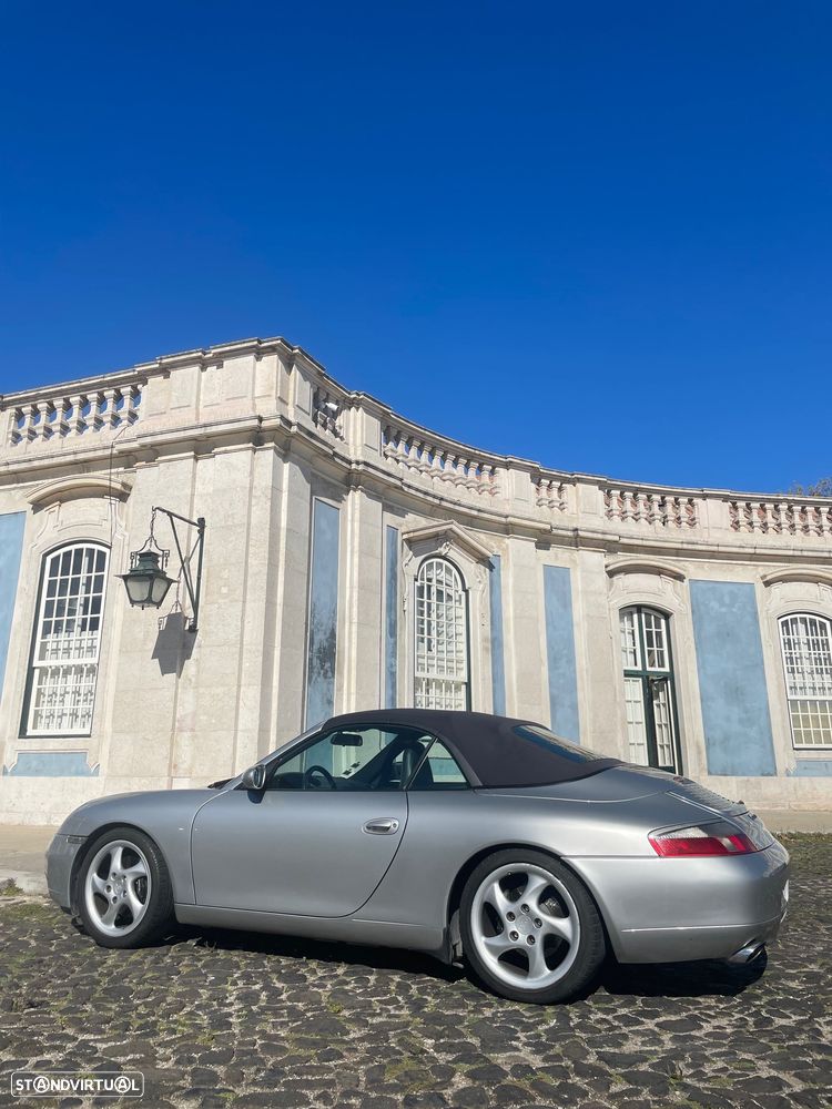 Porsche 911 Série F - 1