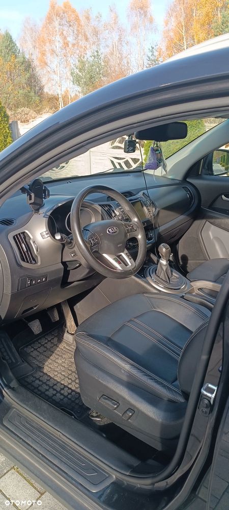 Kia Sportage 2.0 CRDI M AWD - 5
