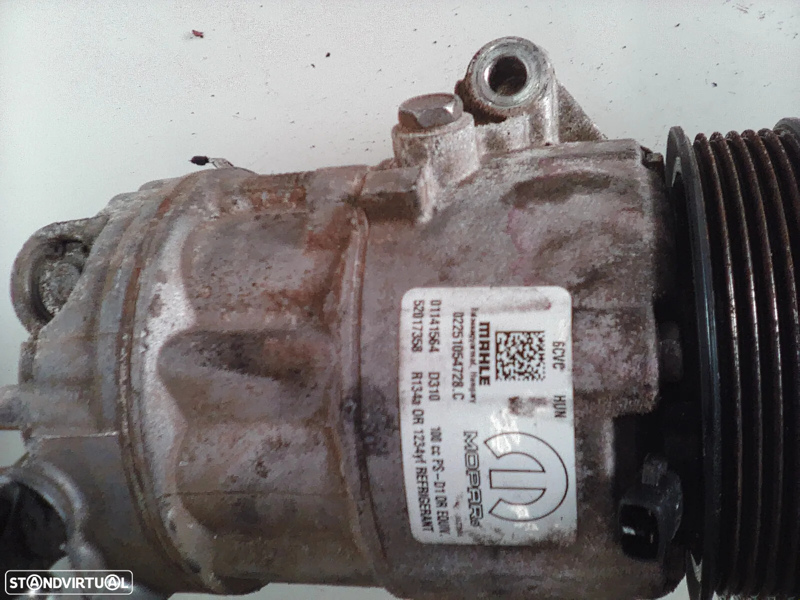 Compressor de ar condicionado / AC  Fiat Tipo 1.6. MultiJet  2021  referência: 01141564  / 52017358 - 3