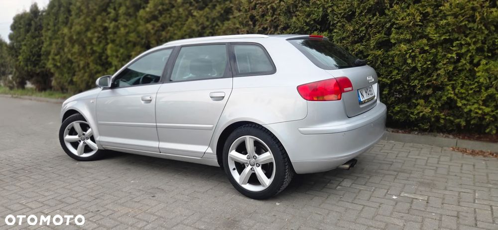 Audi A3 Sportback 1.8 TFSI Attraction S tronic - 9