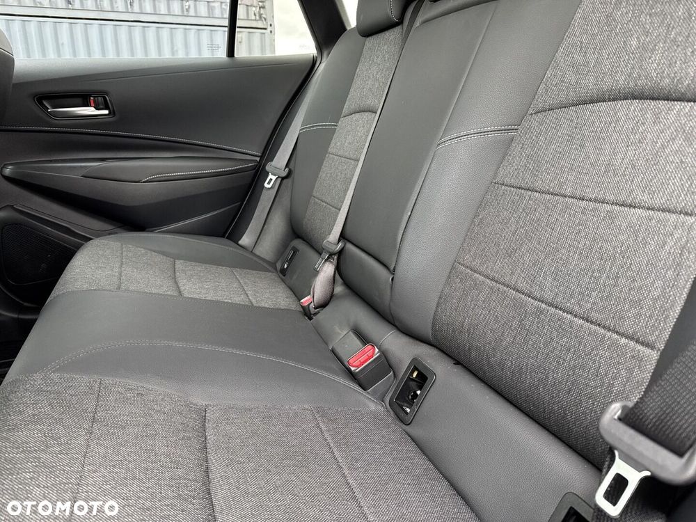 Toyota Corolla 1.8 Hybrid Style - 15