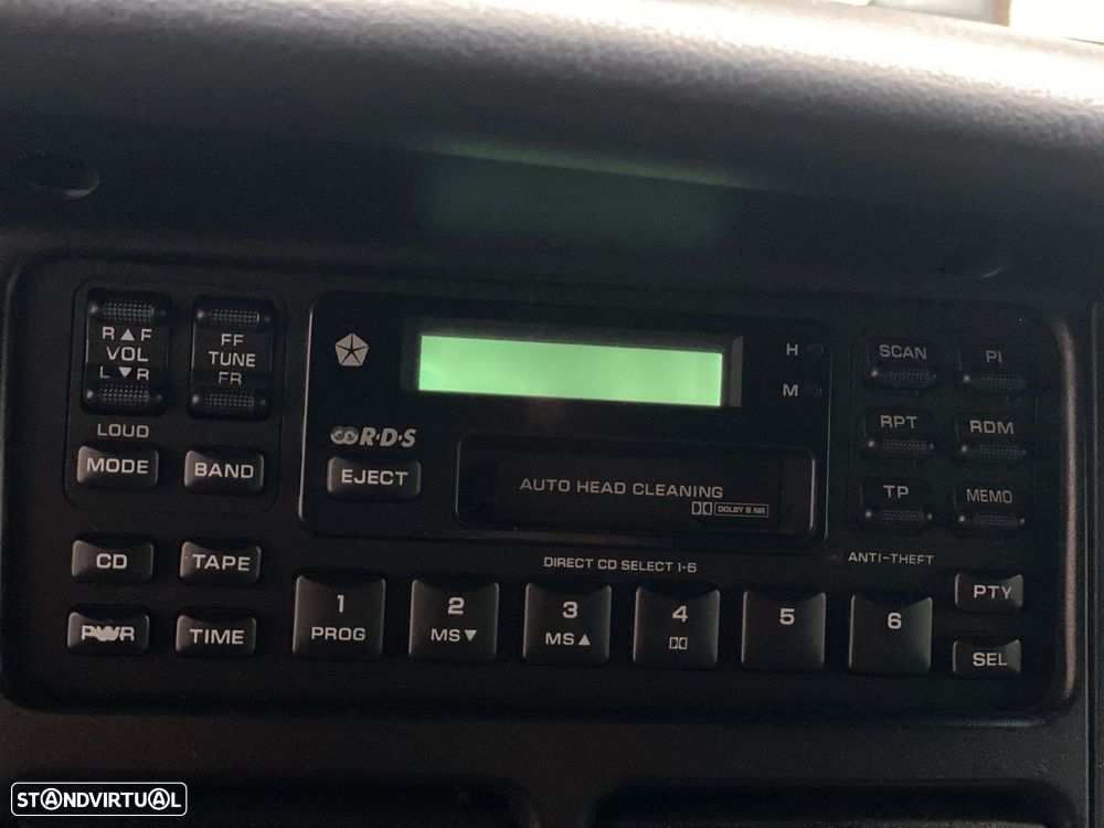 Jeep Grand Cherokee 2.5 TD Laredo - 19