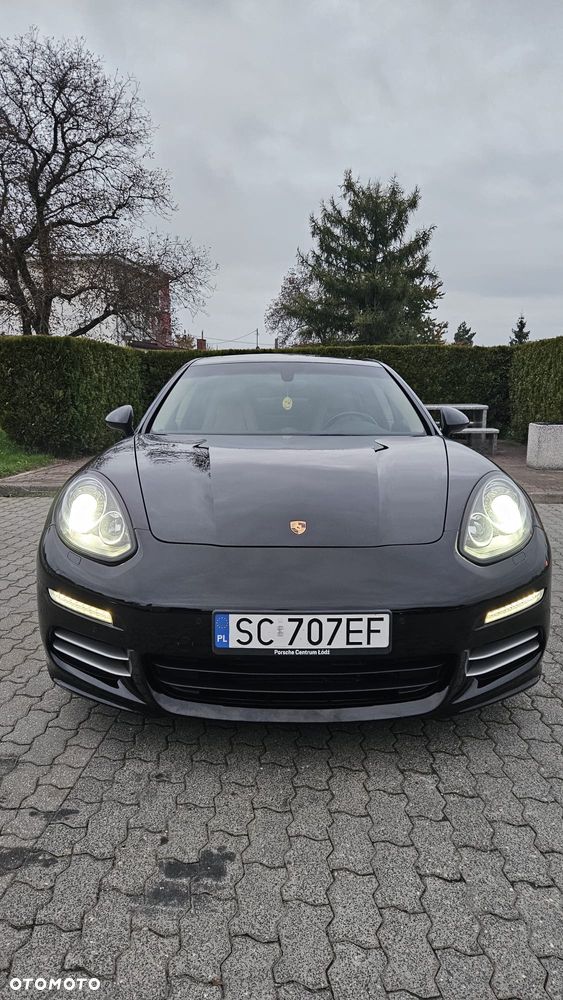Porsche Panamera 4 PDK Edition - 33