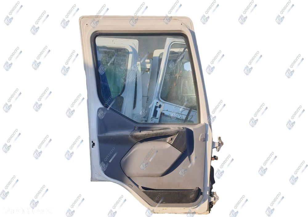 DRZWI LEWE DAF 45 55 LF EURO 5 - 1