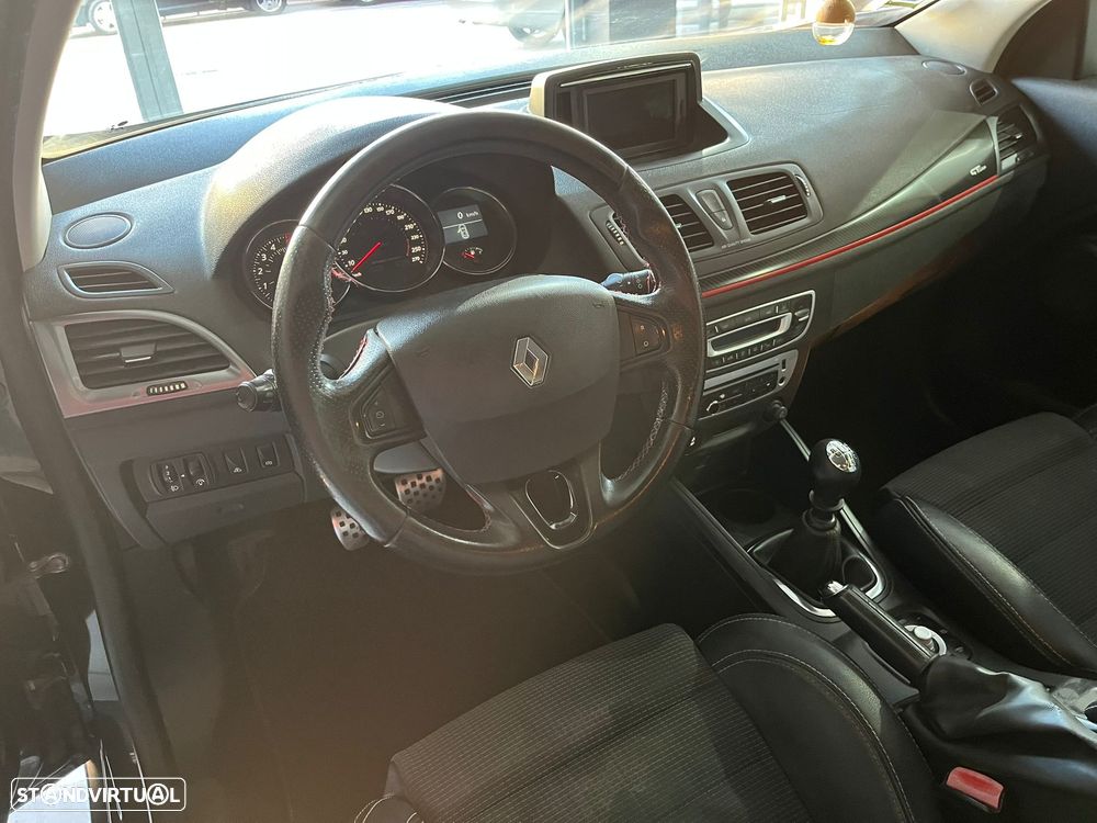 Renault Mégane Coupe Energy dCi 130 FAP Start & Stop GT Line - 25