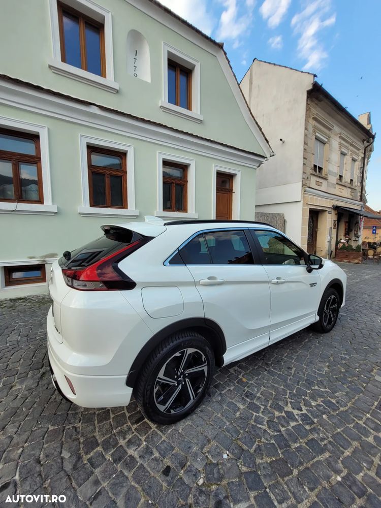 Mitsubishi Eclipse-Cross - 5