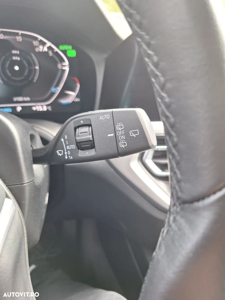 BMW Seria 3 - 21