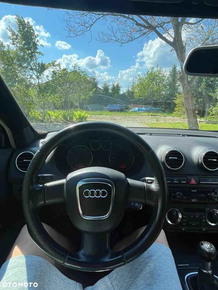 Audi A3 3-drzwiowe 1.6 Ambition - 6