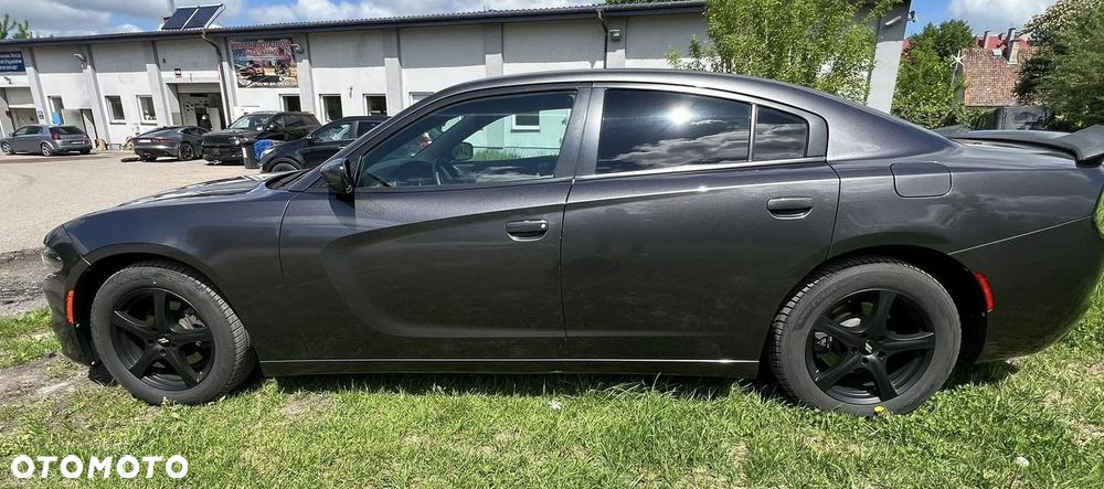 Dodge Charger - 11