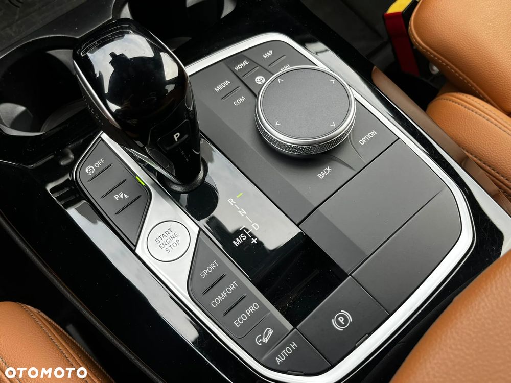 BMW X3 xDrive30i - 16
