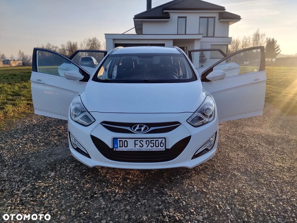 Hyundai i40 i40cw 1.6 Fifa World Cup Edition - 23