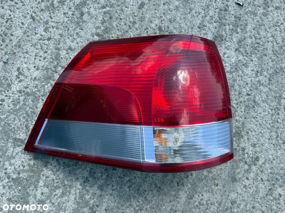 OPEL VECTRA C KOMBI Lampa tylna tył Lewa Opel Jasna 24469461 BR