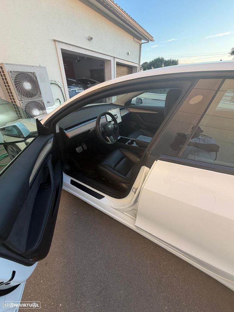 Tesla Model 3 Long Range AWD Dual Motor Performance - 5