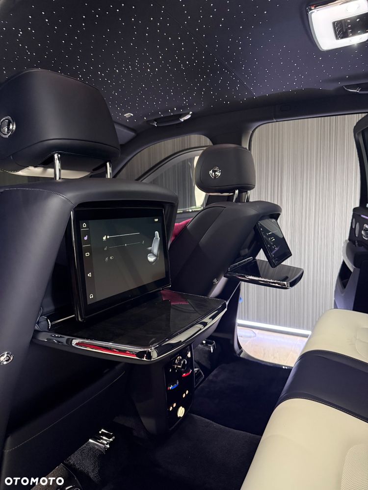 Rolls-Royce Cullinan - 23