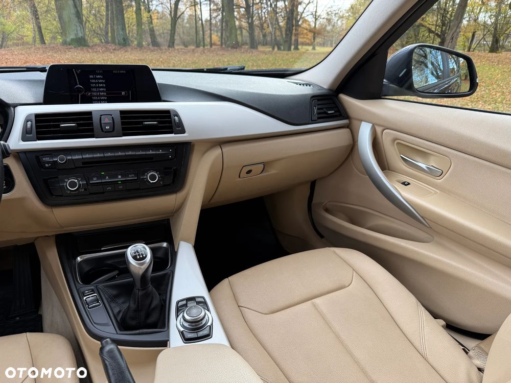 BMW Seria 3 318d DPF - 21