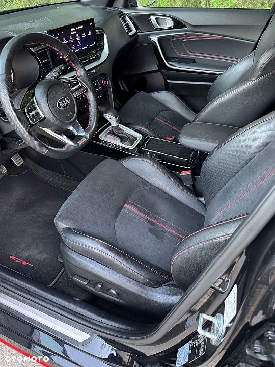 Kia ProCeed 1.6 T-GDI DCT7 OPF GT - 35