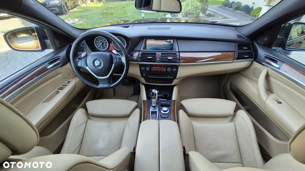 BMW X6 - 14
